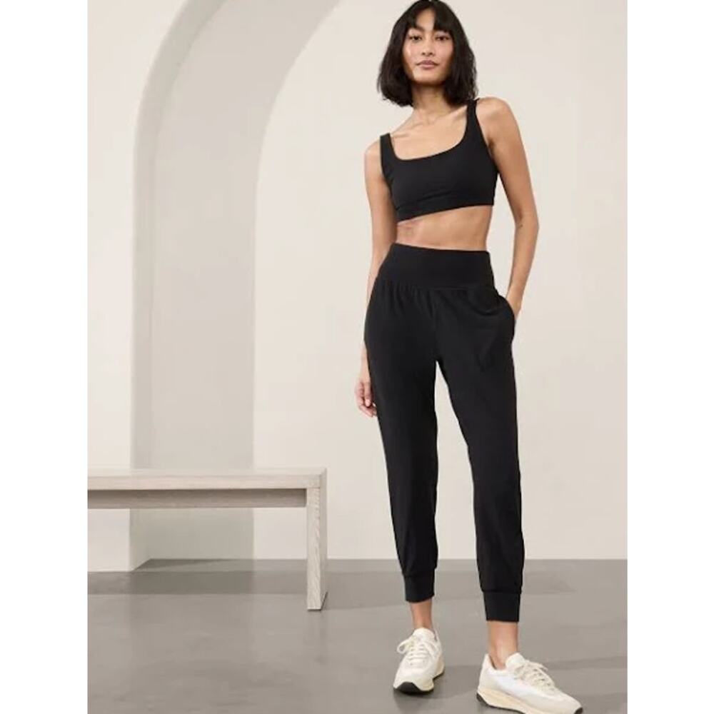 Athleta Salutation High Rise Jogger in Powervita - Black - Women's Medium Tall